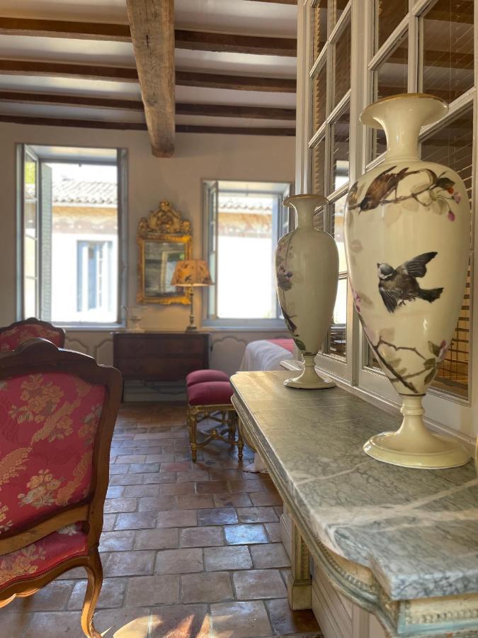 Gite De L'Antiquaire Au Coeur De La Citadelle 블라이 외부 사진